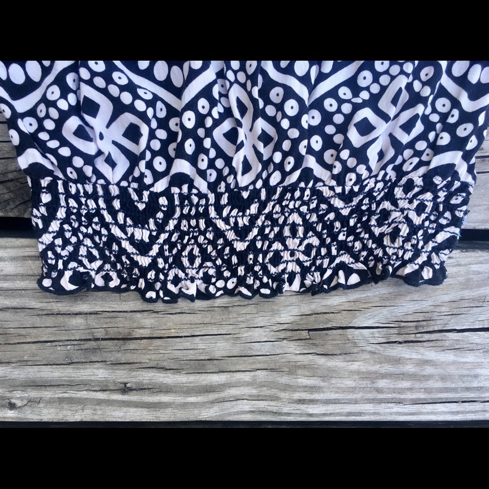 Patterned Tank - Picture 2 of 4